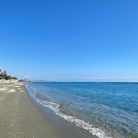 Andreas Apartment Limassol Bagian luar foto
