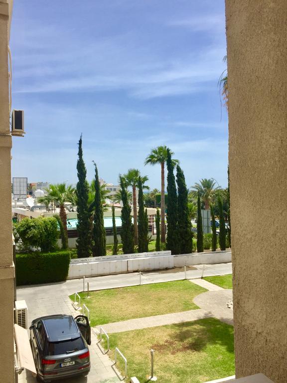 Andreas Apartment Limassol Bagian luar foto